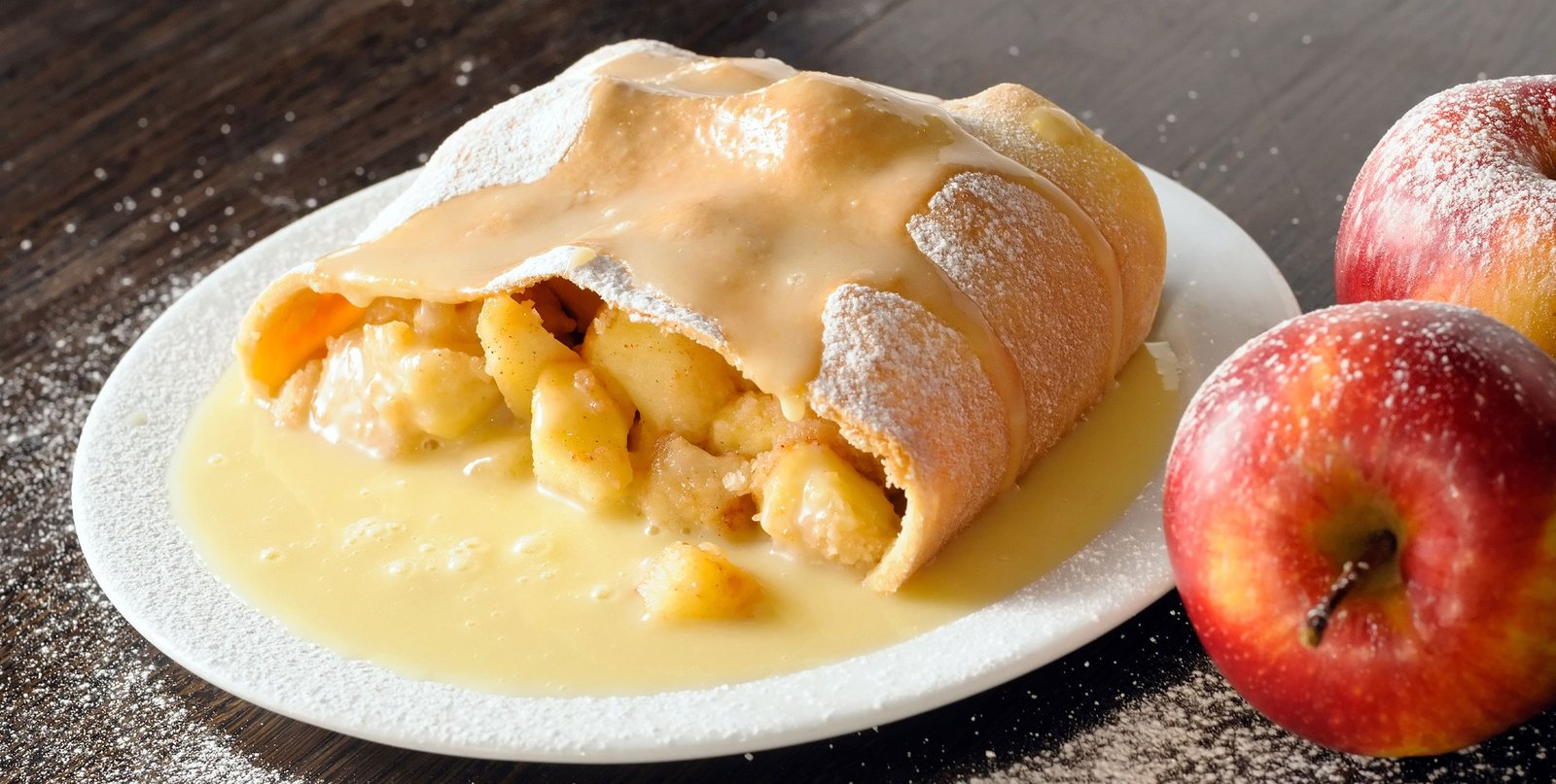 Apfelstrudel mit Vanillesauce - EMSA