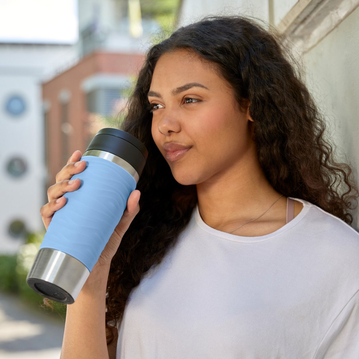 TRAVEL MUG Waves Grande milieu