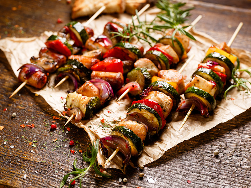 Richtig würzen mit mediterranen Kräutern – Rezept des Monats - EMSA